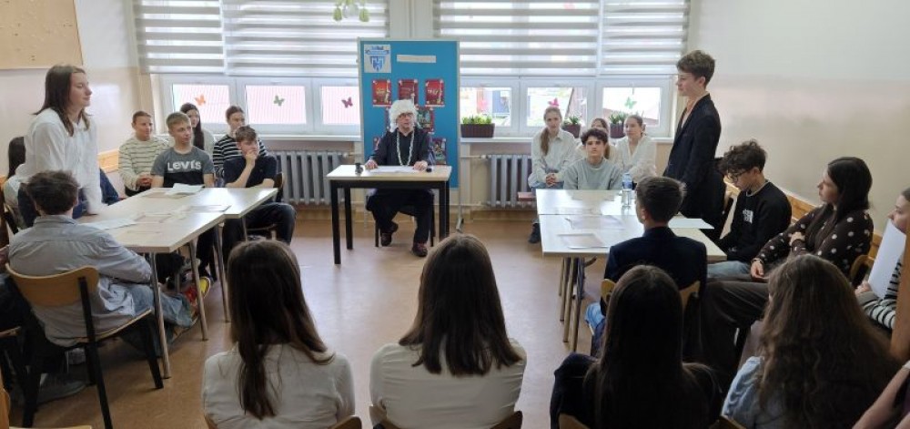 „Śladami królów i sztuki słowa”