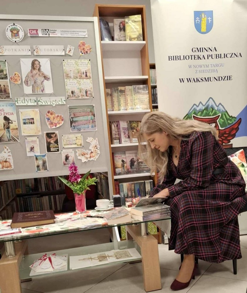 Spotkanie autorskie z Edytą Świętek