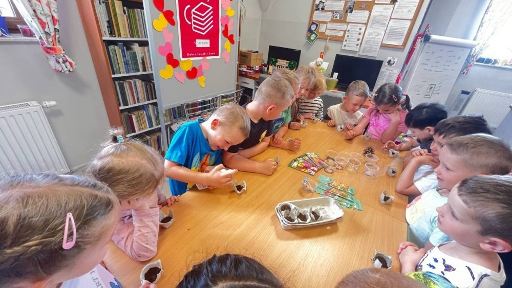 ,,Zielona kultura" na warsztatach w Filii Bibliotecznej w Ostrowsku