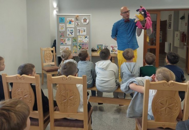 Inspirujące spotkania i twórcze działania – relacja z Tygodnia Bibliotek
