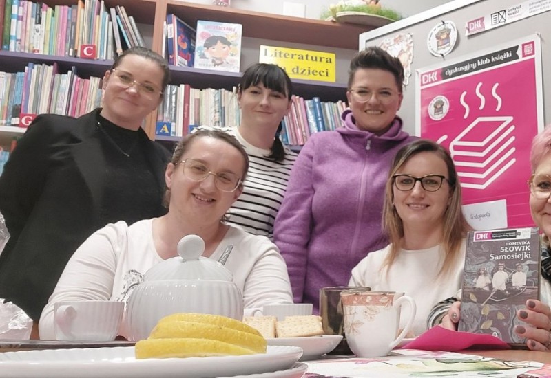 Niepokojący obraz rzeczywistości w ,,Samosiejkach" Dominiki Słowik