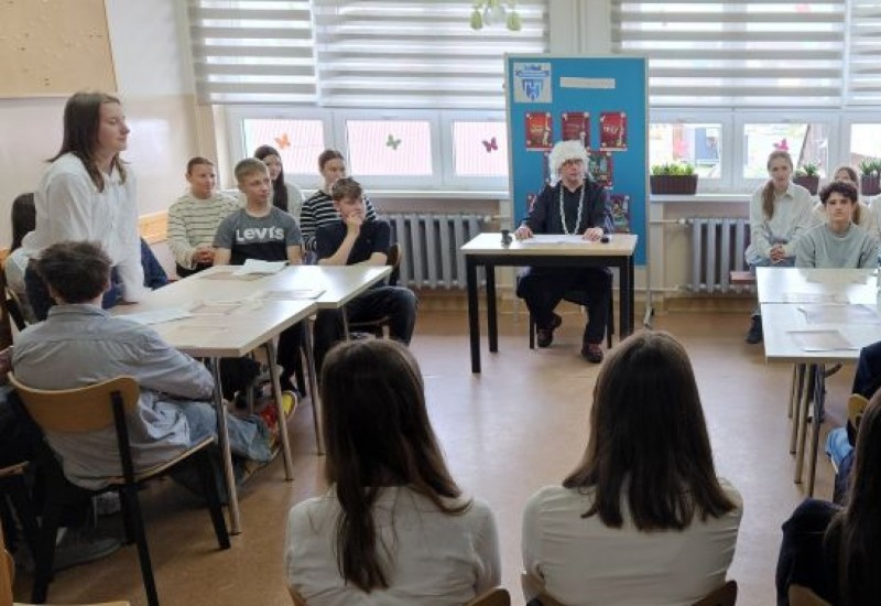 „Śladami królów i sztuki słowa”